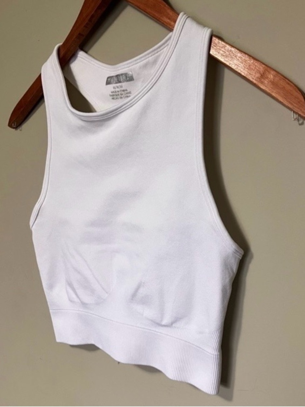 Forever 21 White Ribbed Seamless High Neck Athleisure Crop Tank Top Women’s M